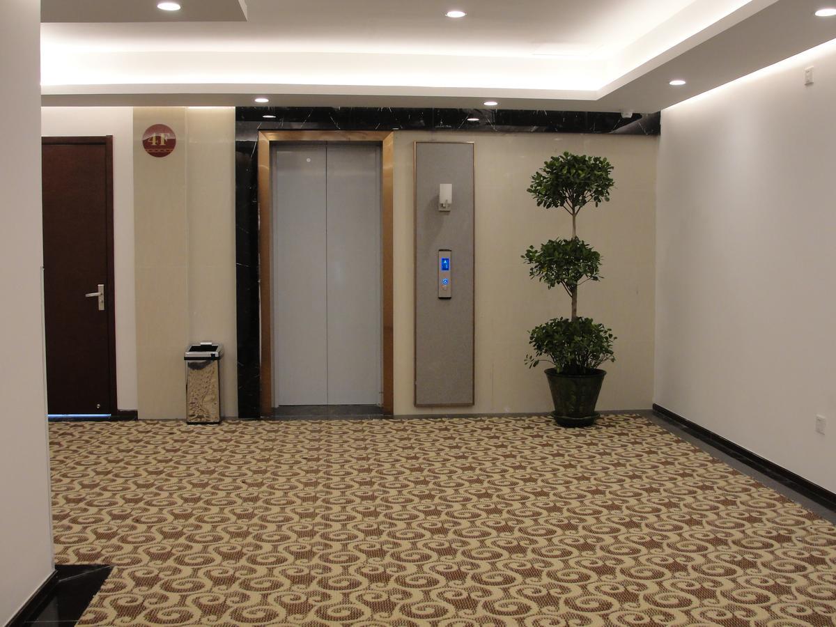Royal Holiday Hotel Янгон Экстерьер фото