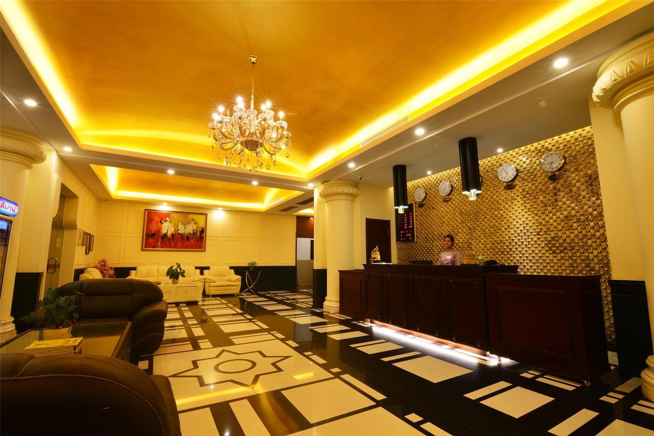 Royal Holiday Hotel Янгон Экстерьер фото